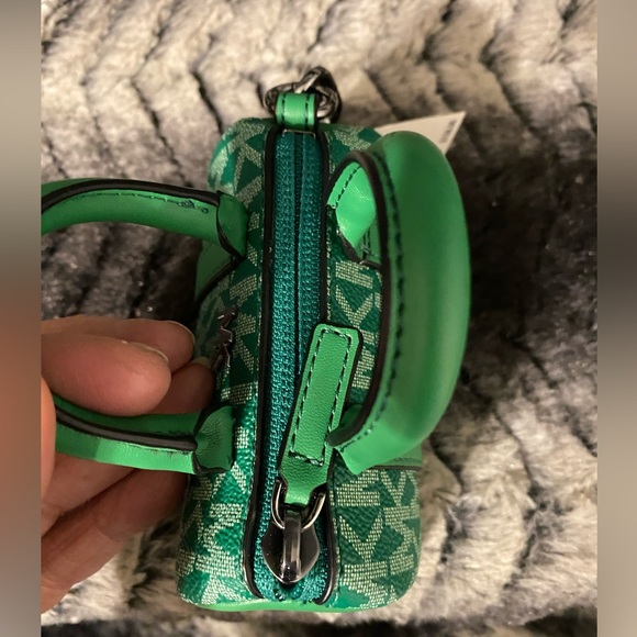 Michael Kors Mini Bag/ Bag Charm/Key ring - Picture 4 of 8